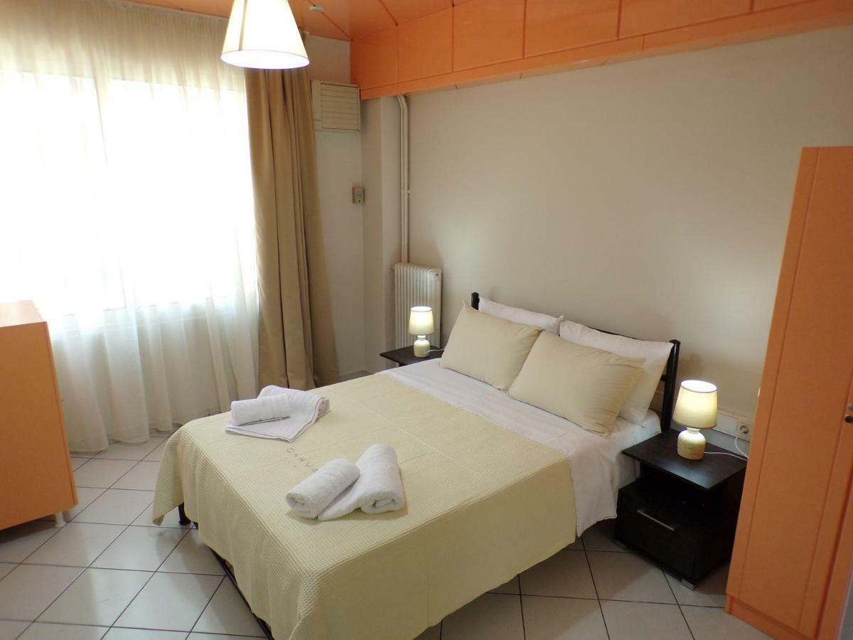 Christine's Downtown Apartment Kavala